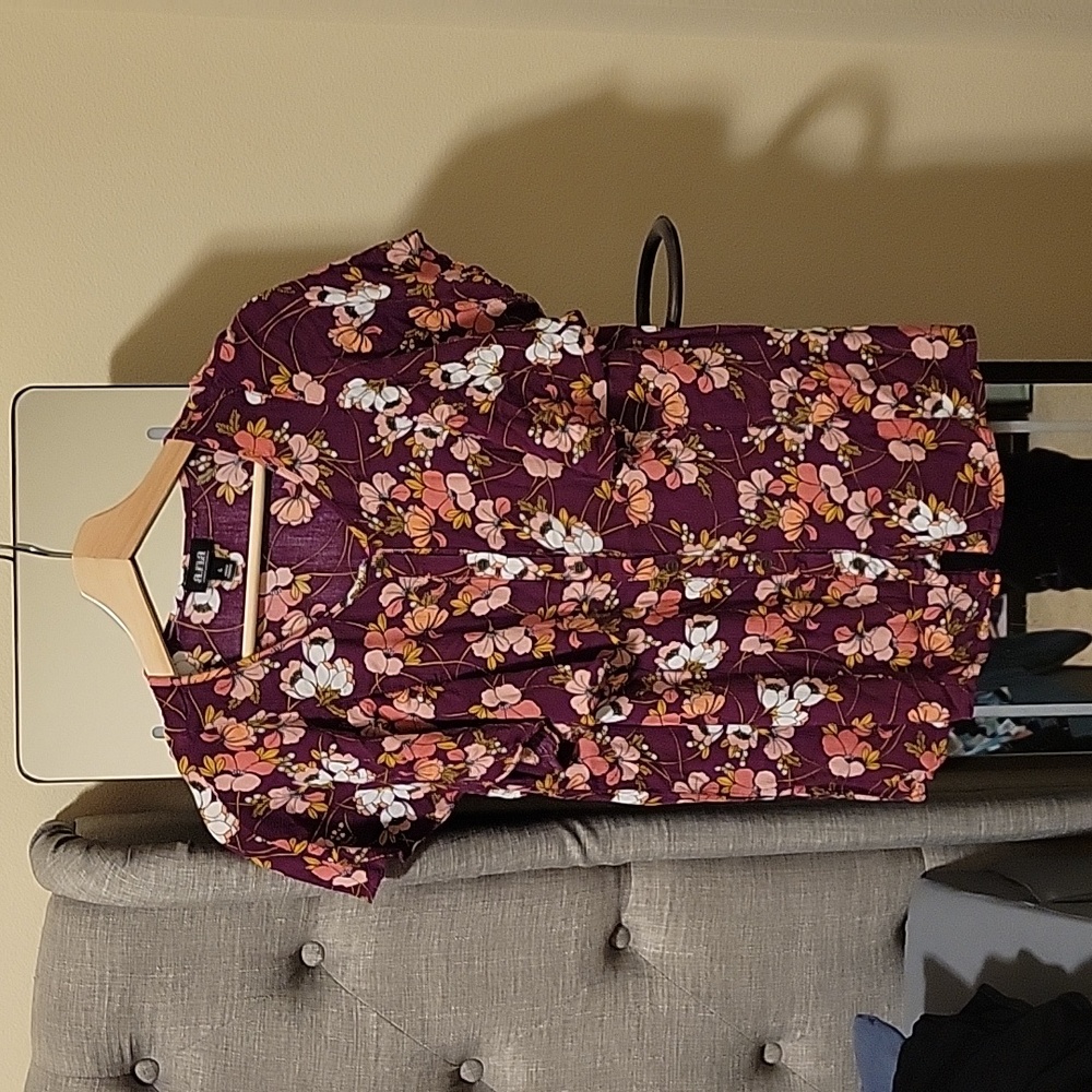 Large Ana purple floral button down